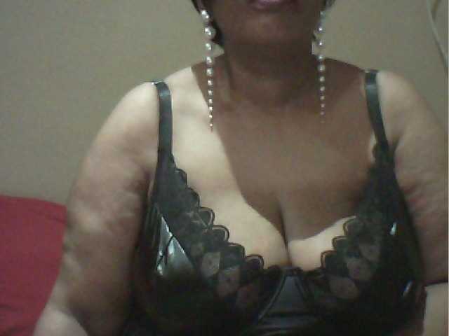 MyDDBOOBIES live cam preview