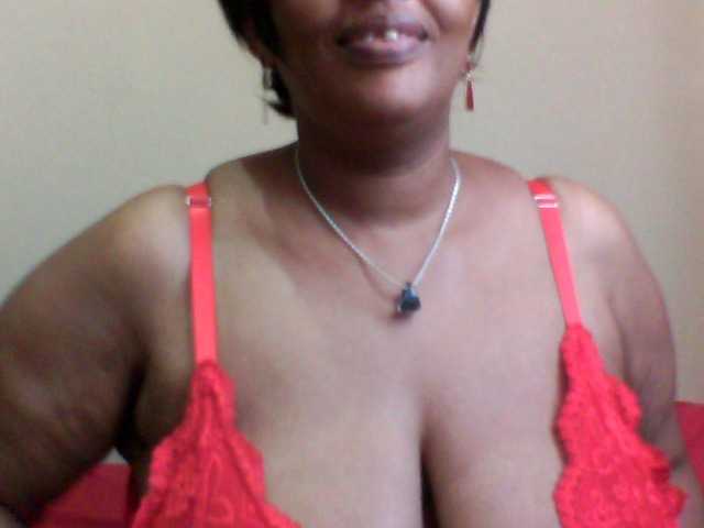MyDDBOOBIES live cam on BongaCams