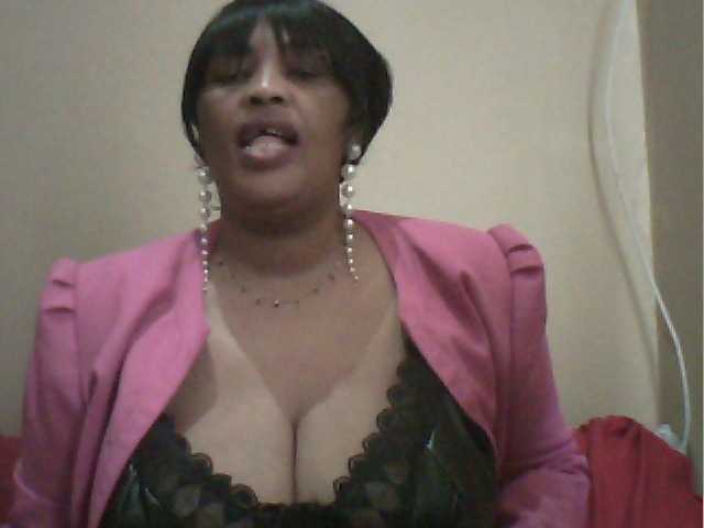 MyDDBOOBIES live cam preview
