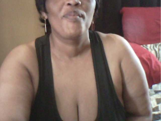 MyDDBOOBIES live cam preview