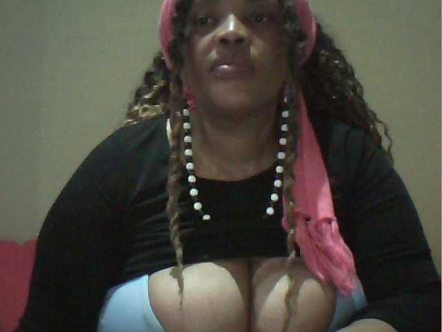 MyDDBOOBIES live cam on BongaCams