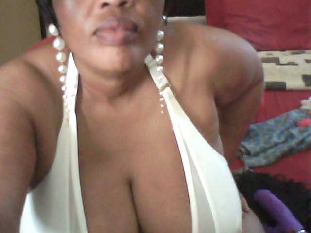 MyDDBOOBIES live cam on BongaCams
