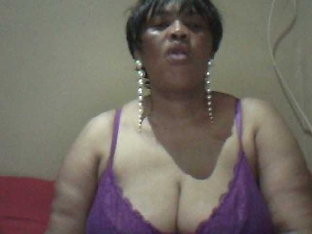 MyDDBOOBIES live cam preview