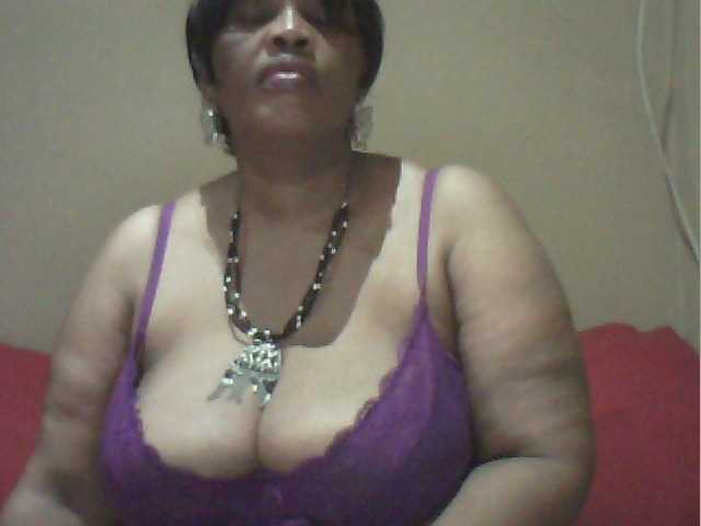 MyDDBOOBIES live cam on BongaCams