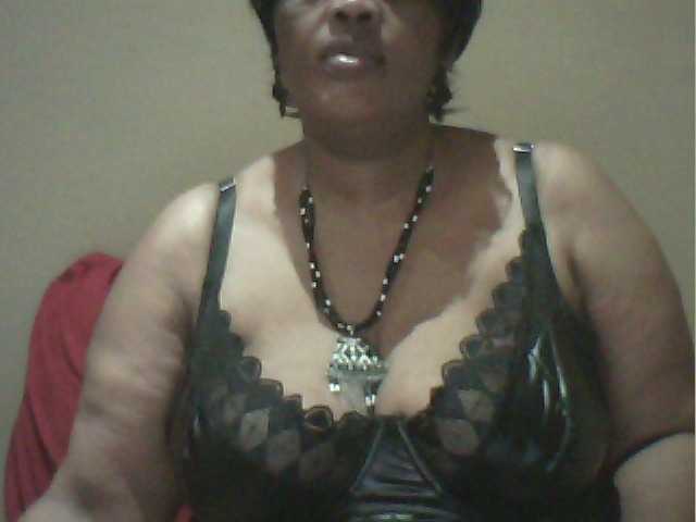 MyDDBOOBIES live cam on BongaCams