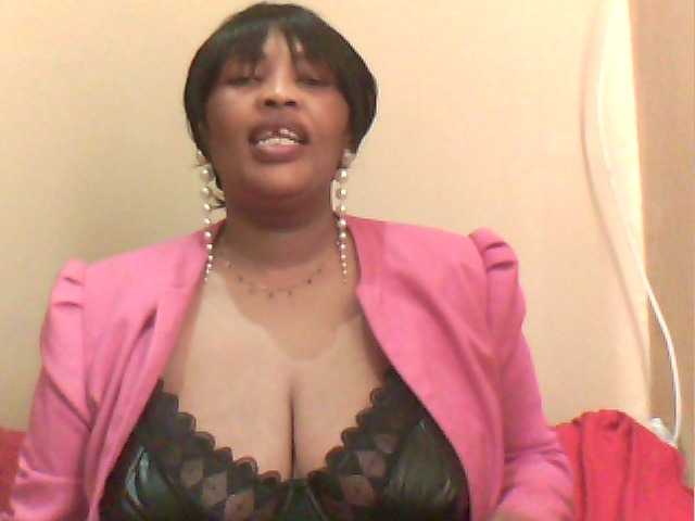 MyDDBOOBIES live cam on BongaCams