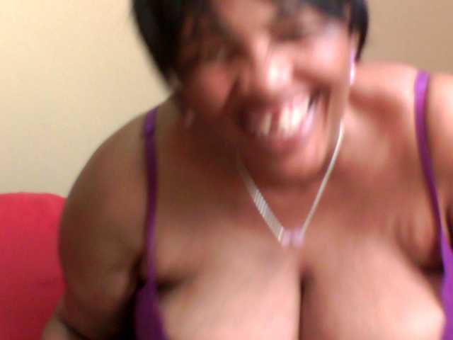 MyDDBOOBIES live cam on BongaCams