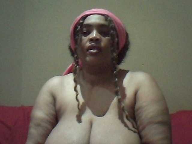 MyDDBOOBIES live cam on BongaCams