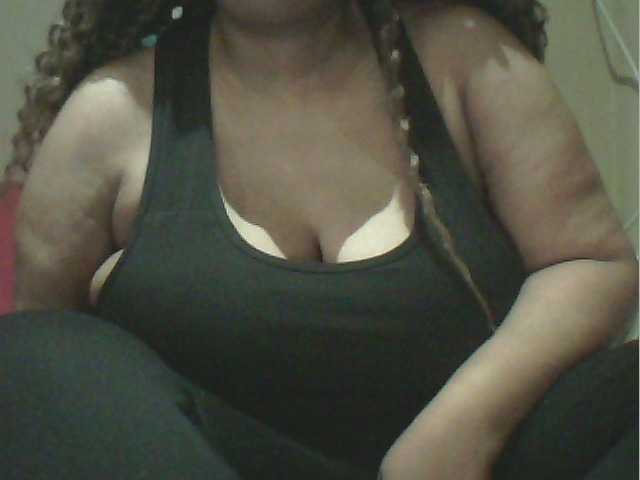 MyDDBOOBIES live cam on BongaCams