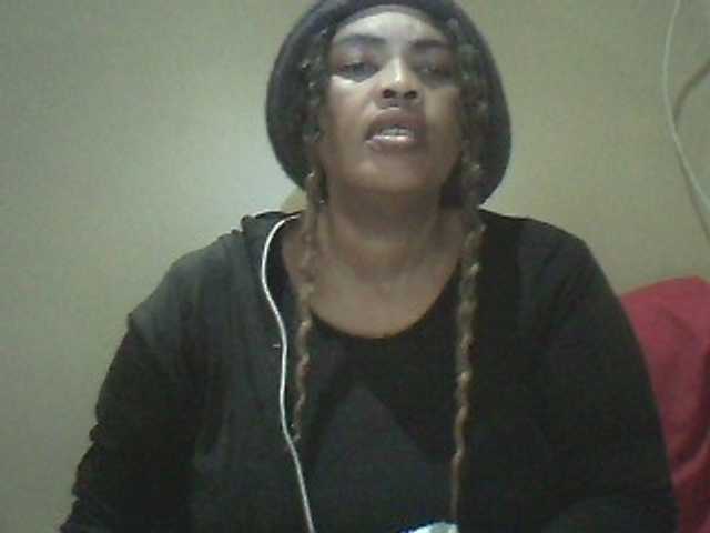 MyDDBOOBIES webcam bongacams model stream image
