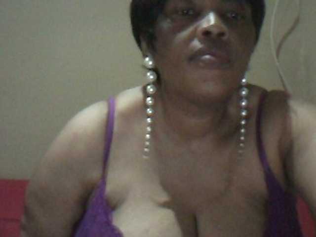 MyDDBOOBIES live cam preview