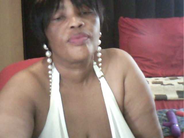 MyDDBOOBIES live cam on BongaCams