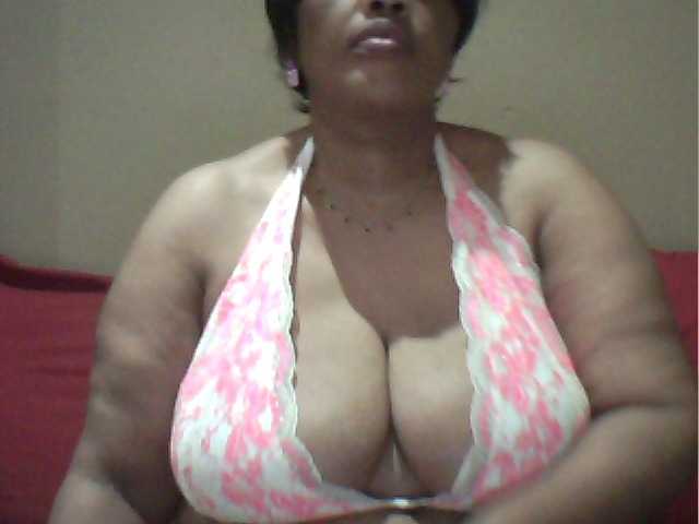 MyDDBOOBIES live cam preview