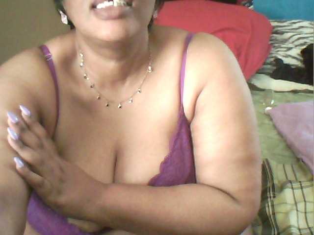 MyDDBOOBIES live cam on BongaCams