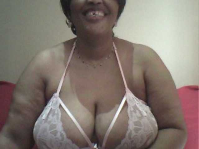 MyDDBOOBIES live cam on BongaCams