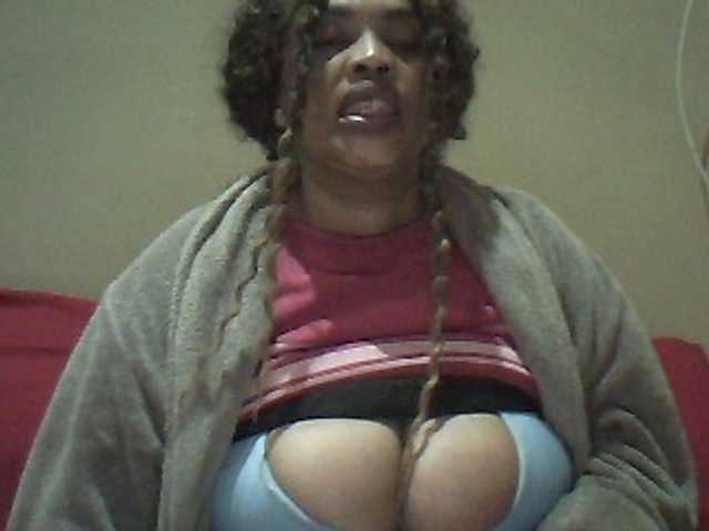 MyDDBOOBIES live cam on BongaCams
