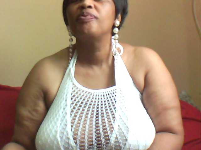 MyDDBOOBIES live cam on BongaCams