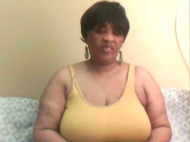 MyDDBOOBIES webcam