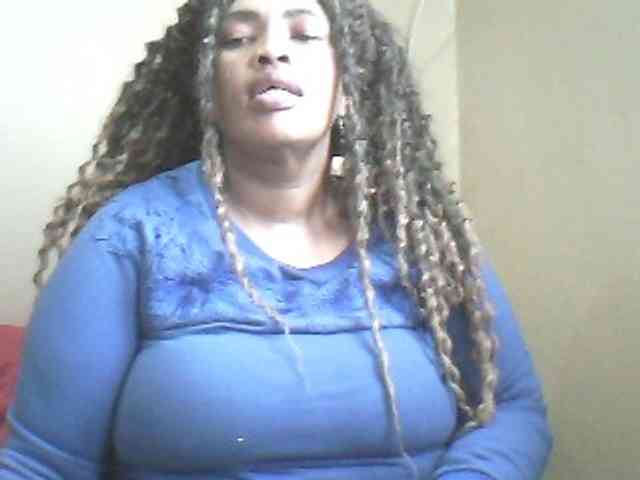 MyDDBOOBIES webcam