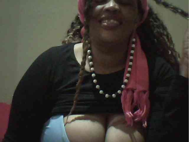 MyDDBOOBIES webcam