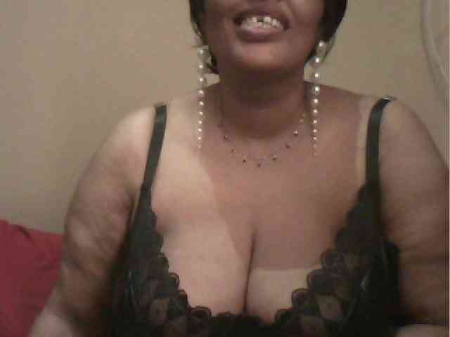 MyDDBOOBIES webcam