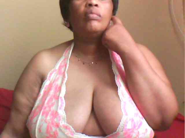 MyDDBOOBIES webcam