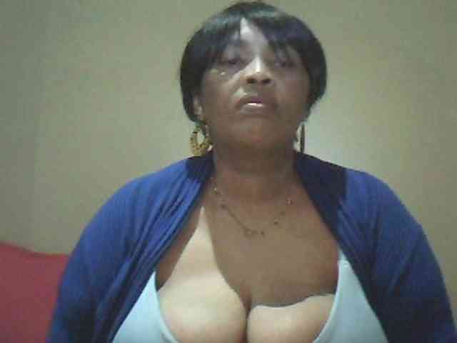 MyDDBOOBIES webcam