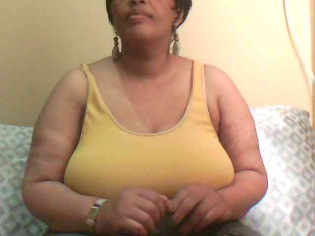 MyDDBOOBIES webcam