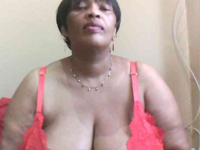 Model: MyDDBOOBIES