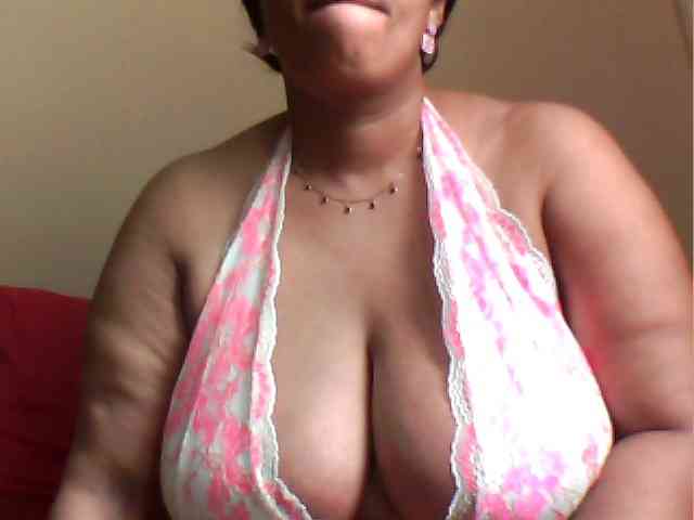 MyDDBOOBIES webcam