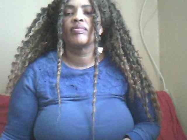 MyDDBOOBIES webcam