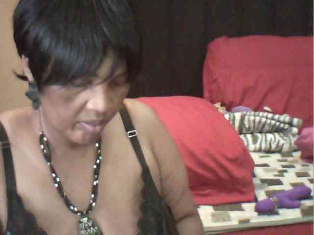 MyDDBOOBIES webcam