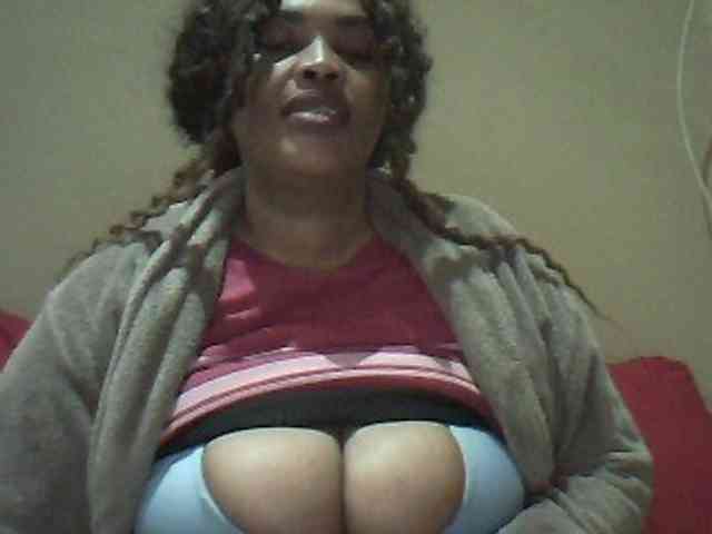 MyDDBOOBIES webcam