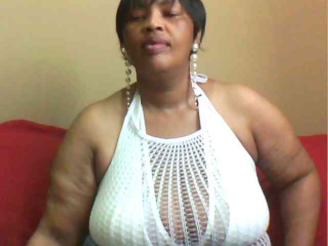MyDDBOOBIES webcam