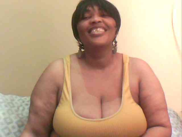 MyDDBOOBIES webcam