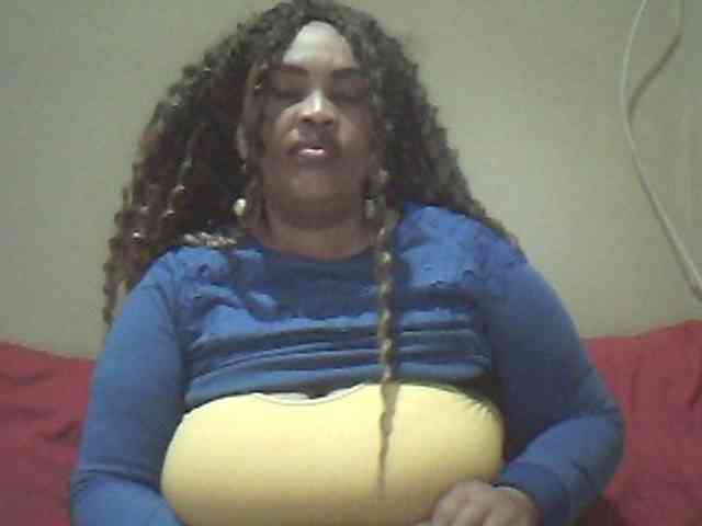 MyDDBOOBIES webcam