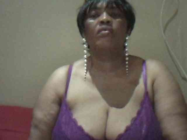 Model: MyDDBOOBIES