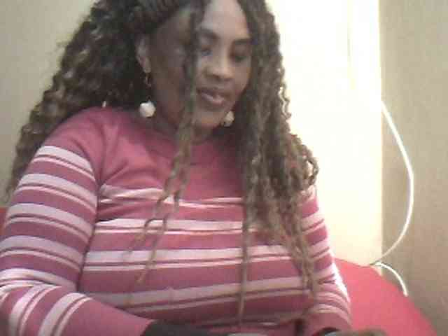MyDDBOOBIES webcam