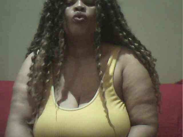 MyDDBOOBIES webcam