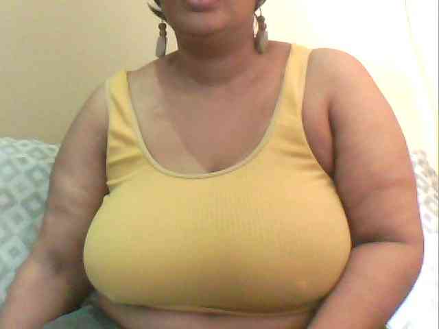 MyDDBOOBIES webcam