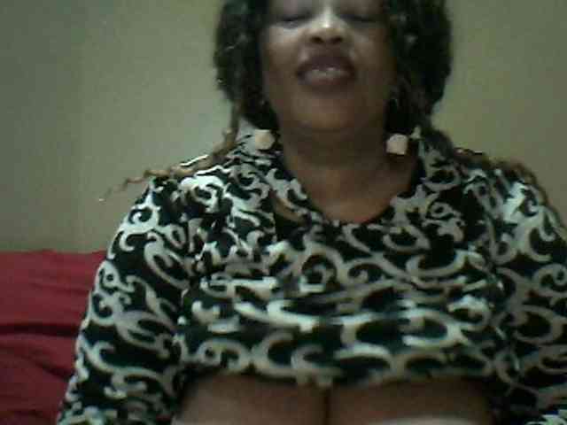 MyDDBOOBIES webcam
