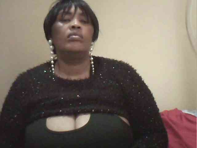 MyDDBOOBIES webcam
