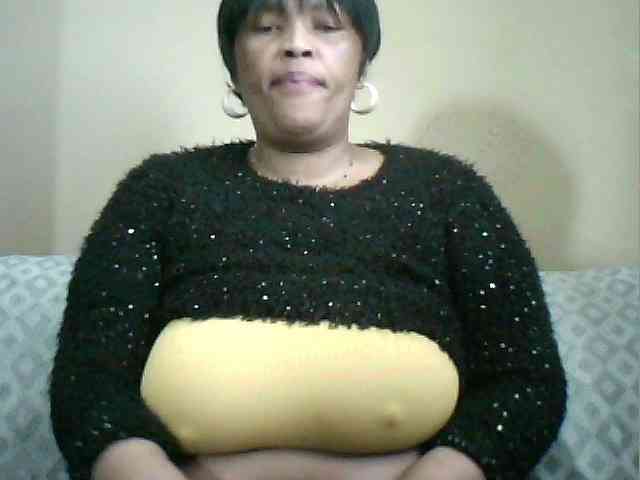 MyDDBOOBIES webcam