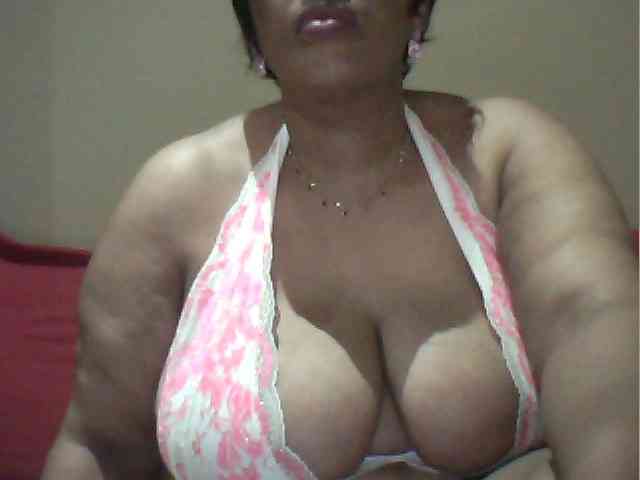 MyDDBOOBIES webcam