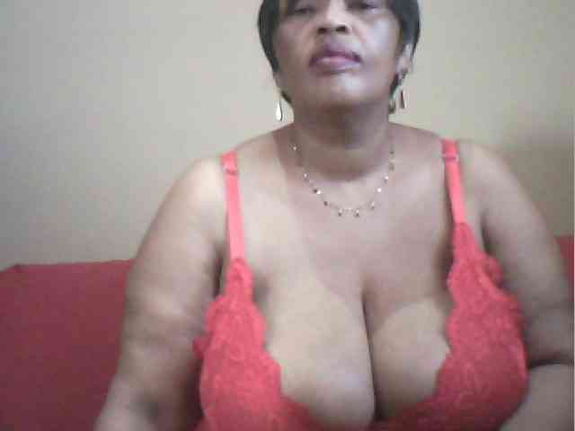 Modèle: MyDDBOOBIES