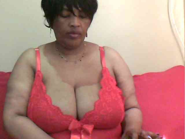Model: MyDDBOOBIES
