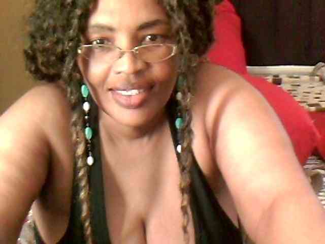 MyDDBOOBIES webcam