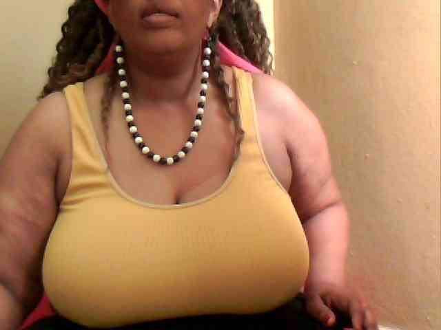 MyDDBOOBIES webcam