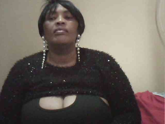 MyDDBOOBIES webcam