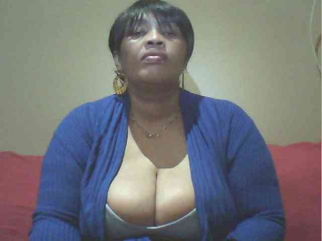 MyDDBOOBIES webcam